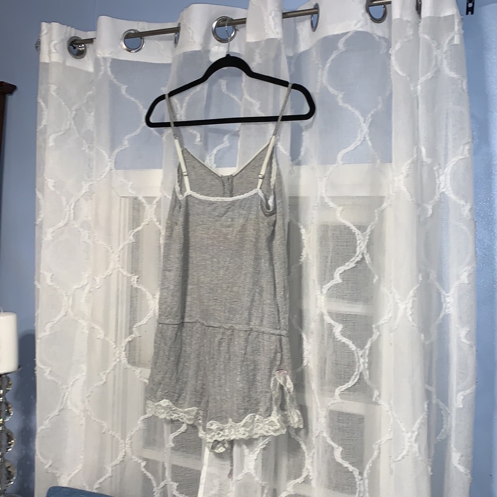 Medium Victoriaâs Secret Romper Pajama sleep grey with white lace - Picture 3 of 4